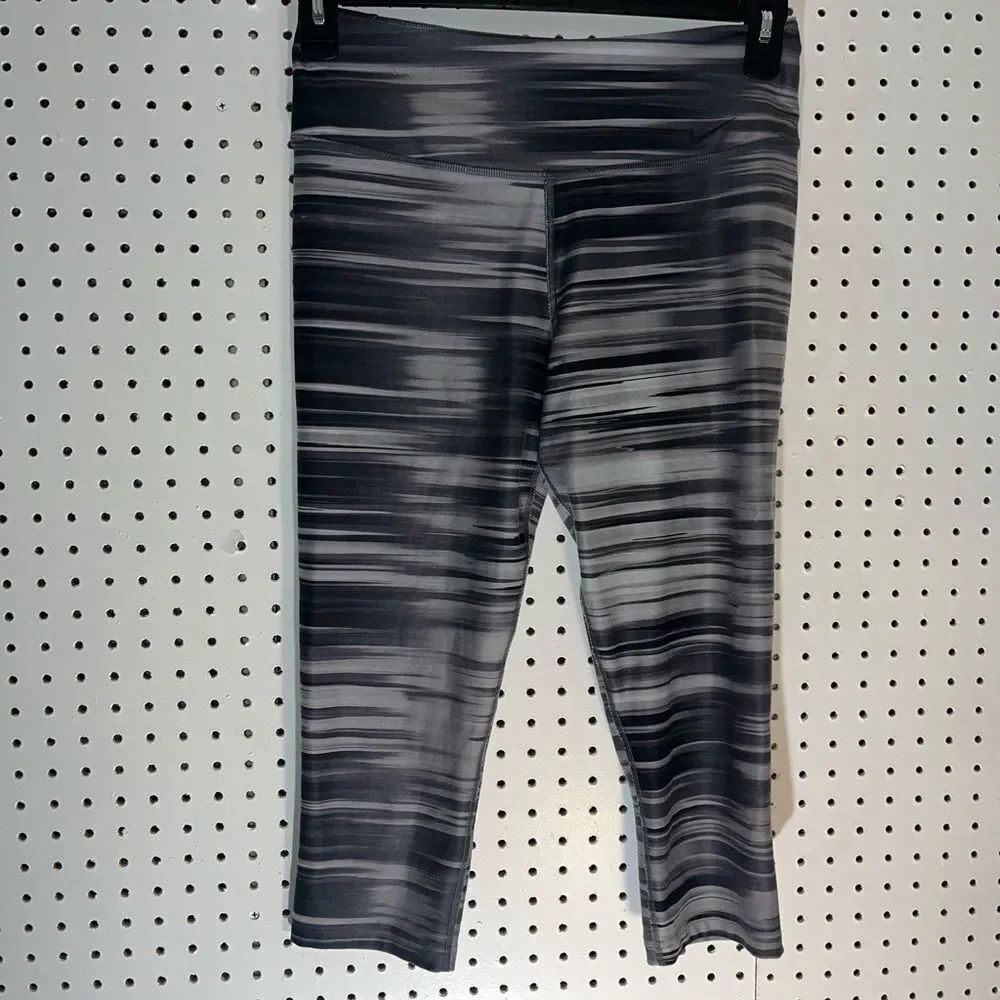 Nike dri fit leggings